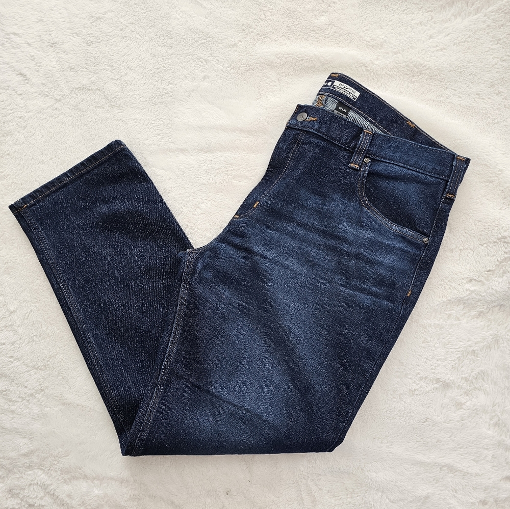 NWT Carhartt Mens Casual Relaxed Fit Straight Leg Blue Denim Jeans 👖